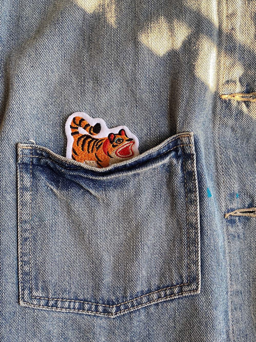 Paper Tiger (Hariko No Tora) - Embroidered Patch
